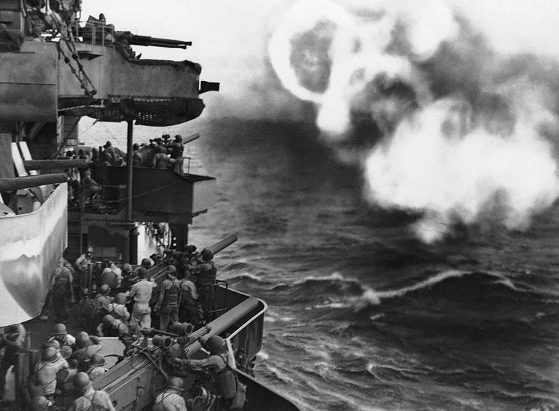 Illustration for article titled Island Hopping, Kamikaze, No Prisoners: Images from the Pacific Islands and WW2